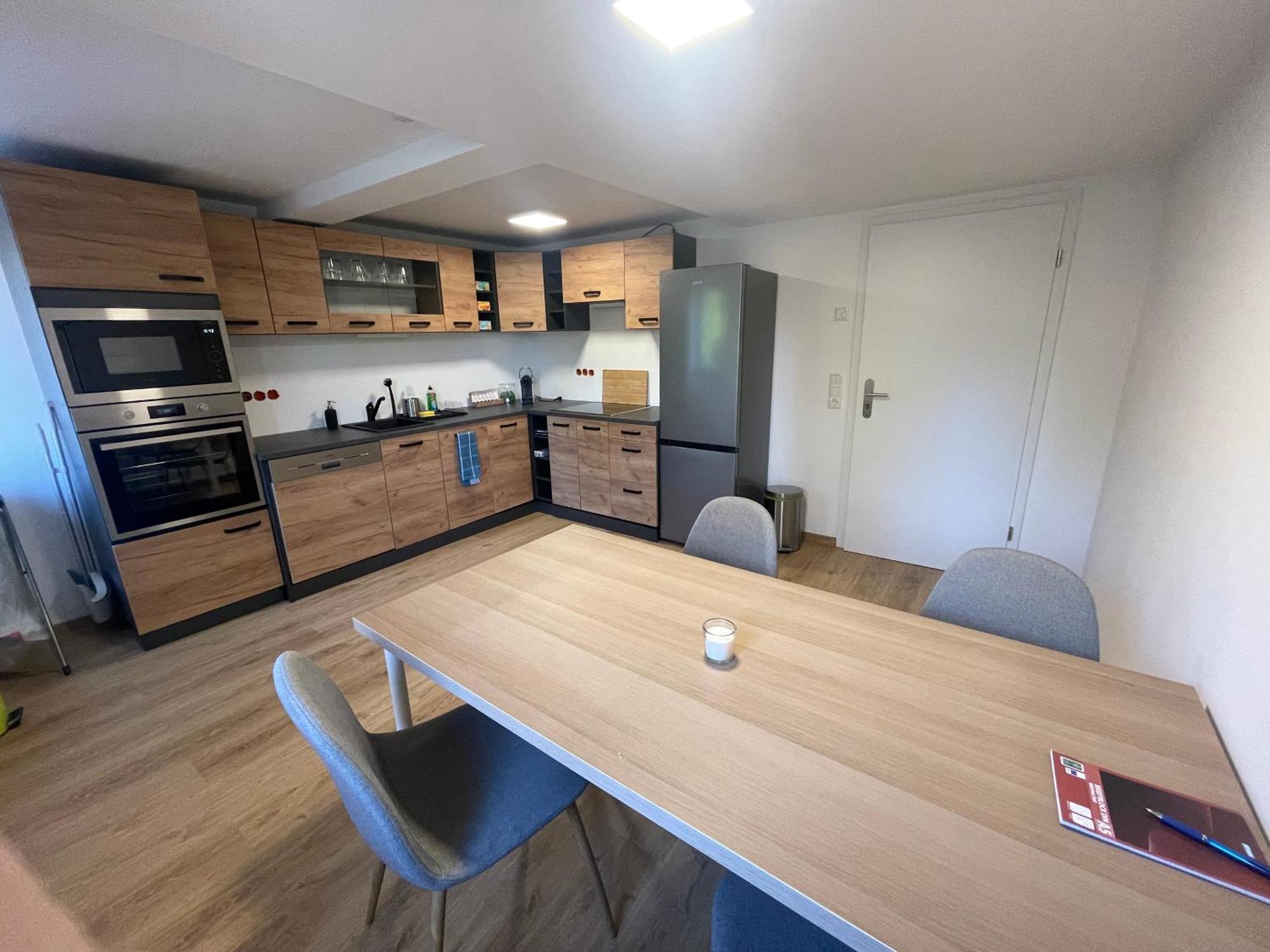 Stadtilm Exklusive Zimmer Mit Geteiltem Bad Und Kueche Kg מראה חיצוני תמונה