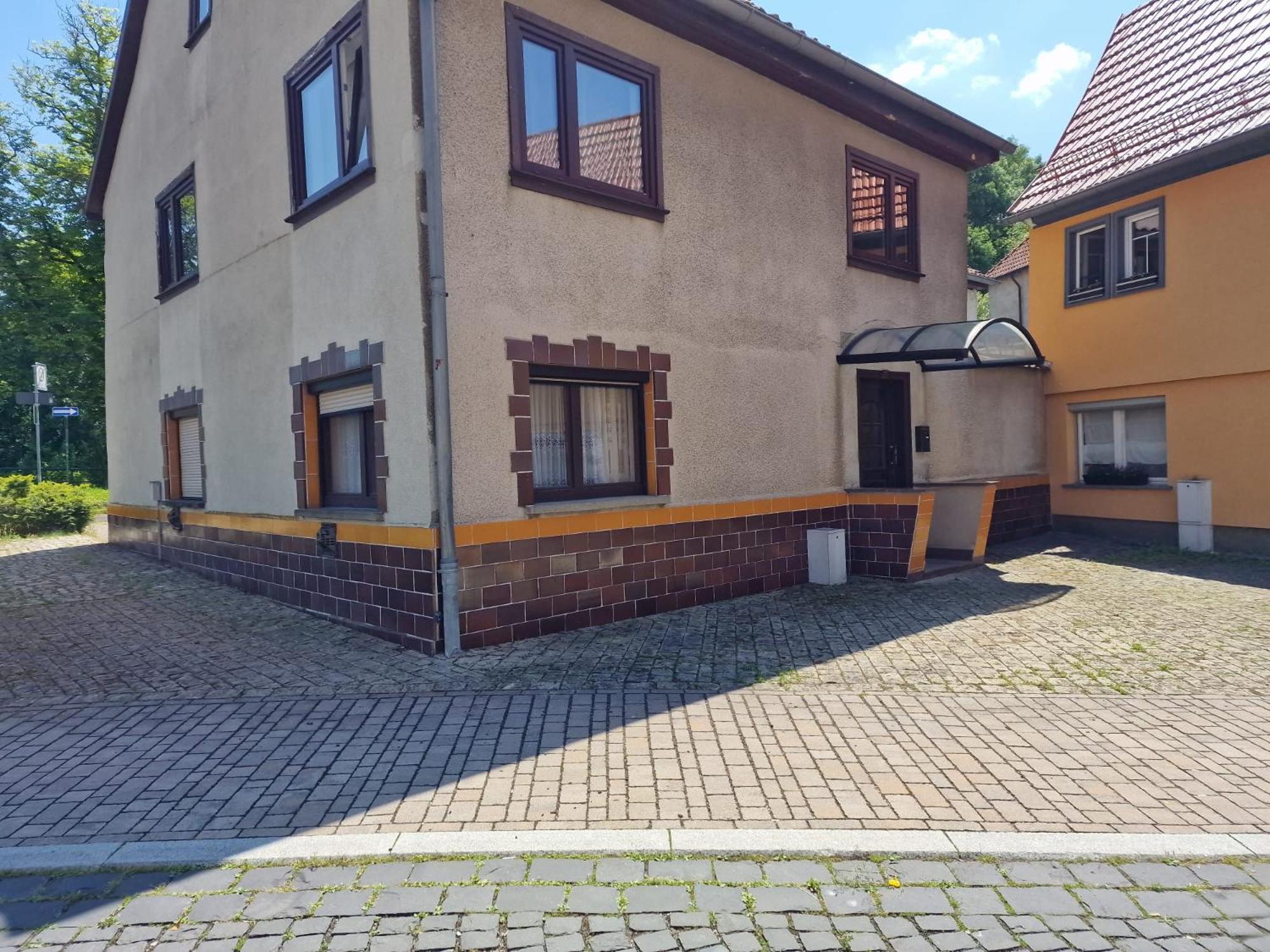 Stadtilm Exklusive Zimmer Mit Geteiltem Bad Und Kueche Kg מראה חיצוני תמונה